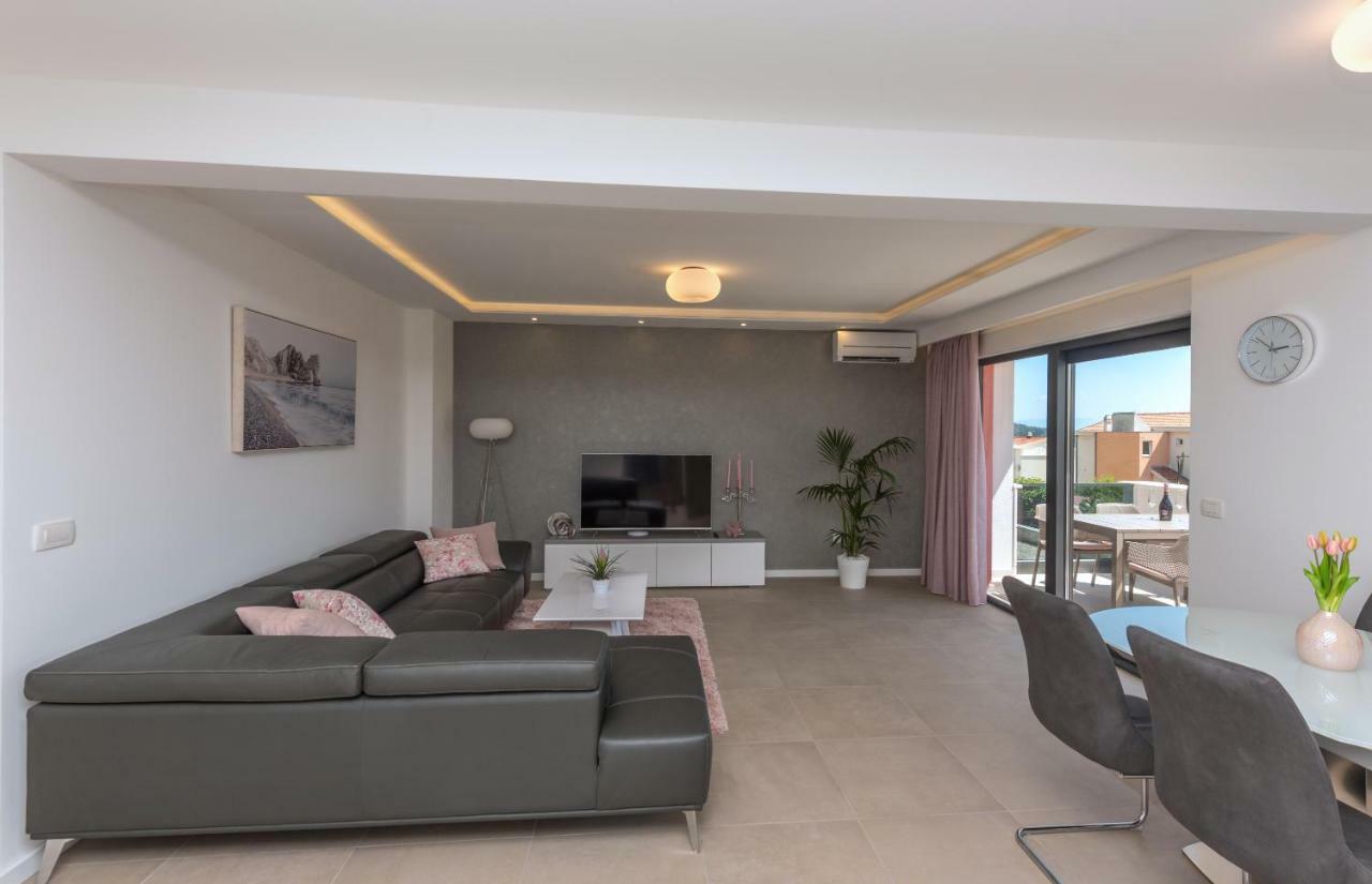 Villa Vid Apartments - Makarska Exklusiv מראה חיצוני תמונה