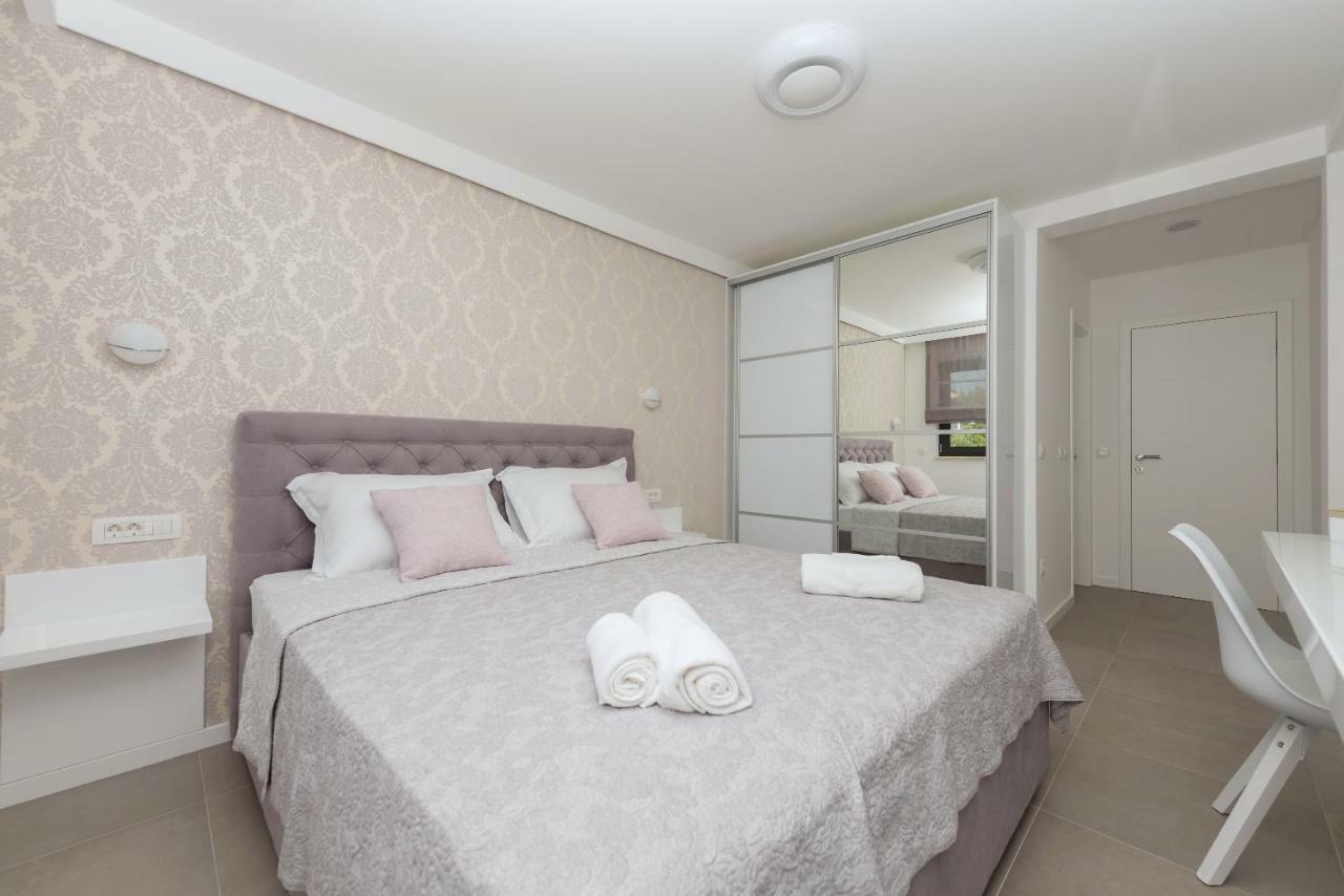 Villa Vid Apartments - Makarska Exklusiv מראה חיצוני תמונה