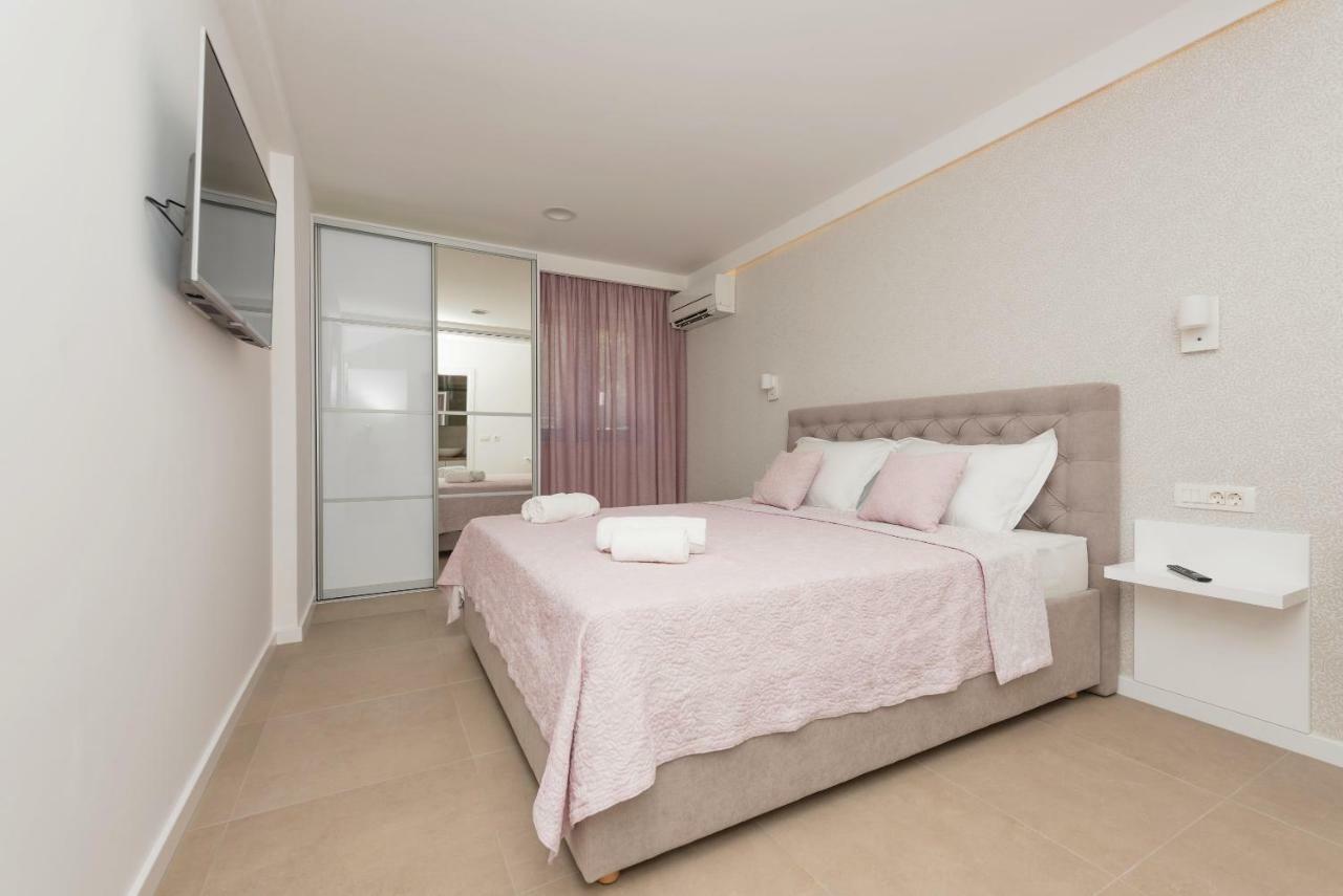 Villa Vid Apartments - Makarska Exklusiv מראה חיצוני תמונה